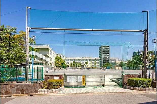 江戸川区立一之江第二小学校（約750m）