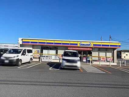 ミニストップ三郷彦音店 500m(徒歩7分)