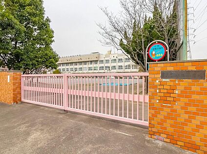 足立区立皿沼小学校 500ｍ(徒歩7分)