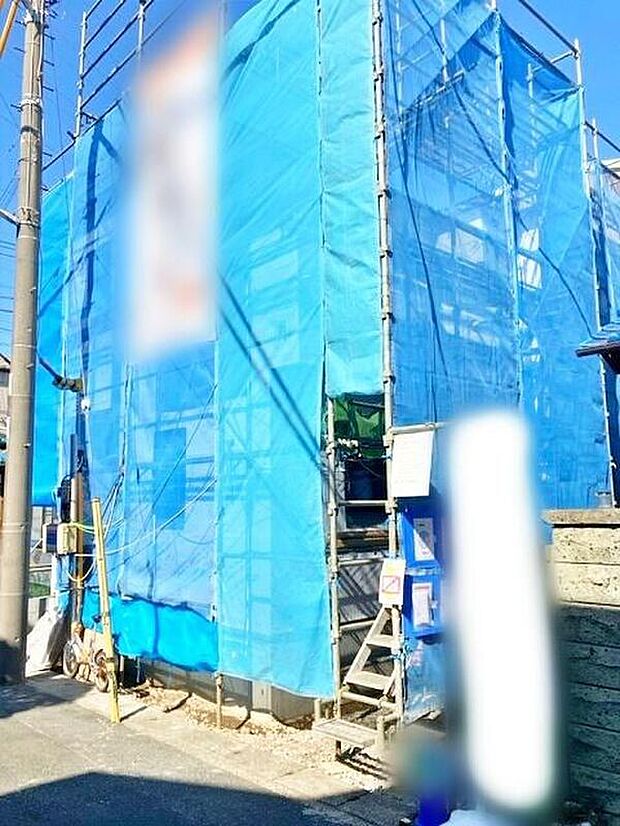 【前面道路含む現地写真】現地（2026年8月）撮影
◆住宅性能評価の6項目で最高等級を取得！◆
耐震等級(倒壊・損傷等防止)・耐風等級・劣化対策等級
ホルムアルデヒド対策等級・維持管理対策等級