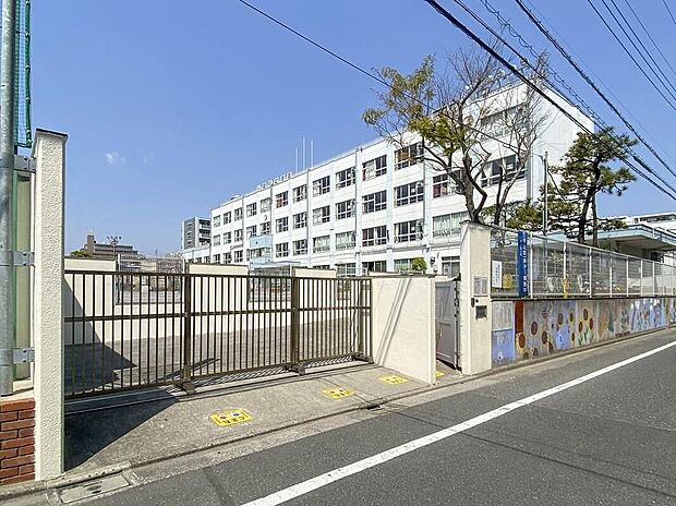 江戸川区立南葛西小学校（約240m）