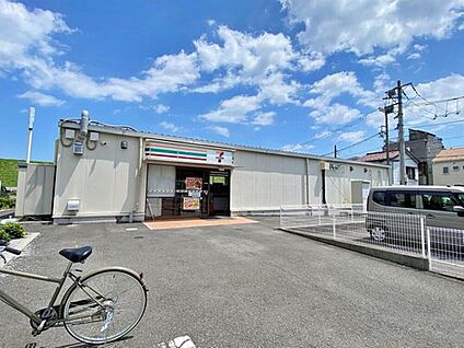 セブンイレブン三郷東町店 1000ｍ(徒歩13分/自転車4分)