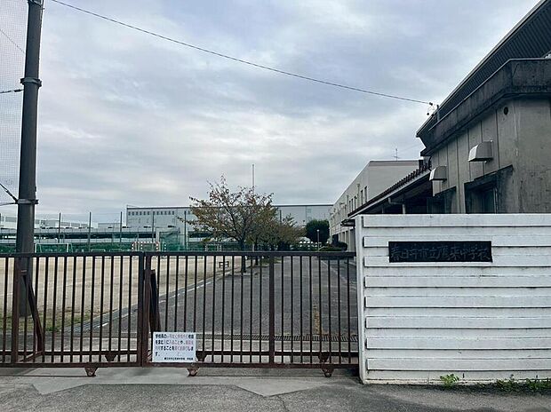 春日井市立鷹来中学校まで411m