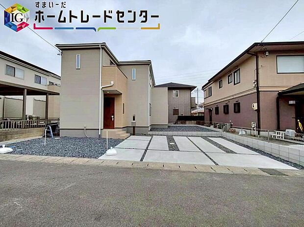 春日井市神屋町焼山　限定１棟
堂々完成しました☆ご案内可能です♪
ぜひ現地にて、実際の建物・日当たり・周辺環境などご覧下さい♪
お問い合わせはホームトレードセンターまで！