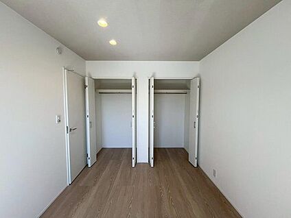 【クローゼット】