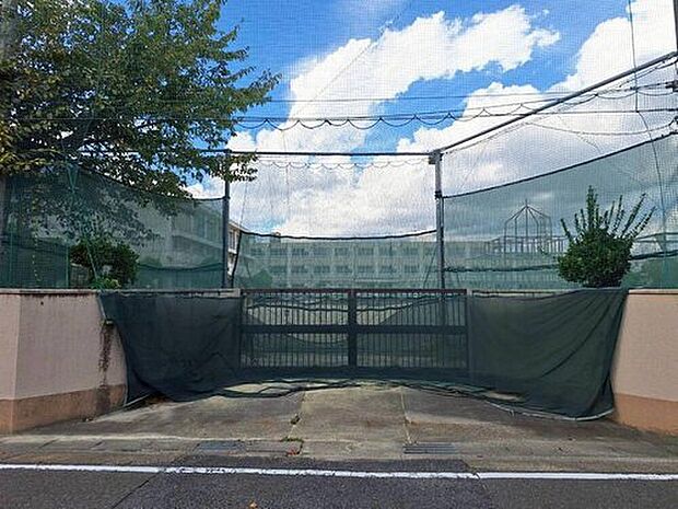 名古屋市立西味鋺小学校（約1,180m）