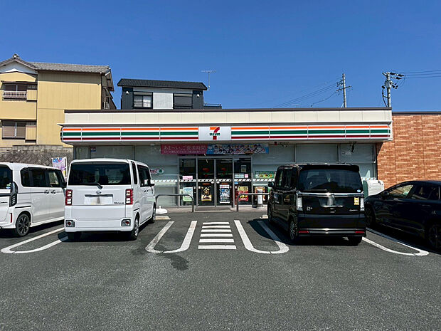 セブンイレブン豊橋西高師町店（約400m）