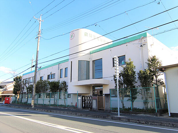 若葉幼稚園（約1,100m）