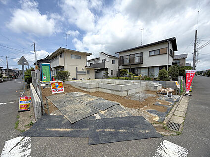基礎工事中