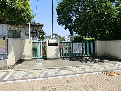 川崎市立浅田小学校 478m