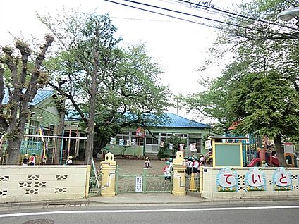 帝都幼稚園 429m