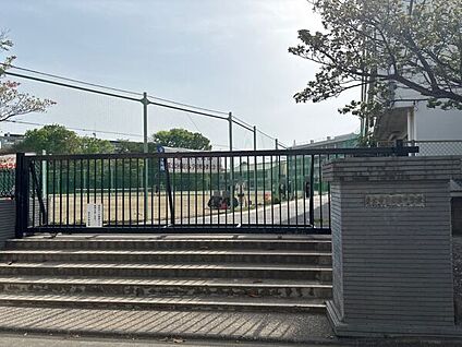 志木市立志木中学校 1932m