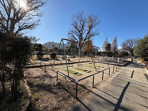 芝子供公園(約284m)