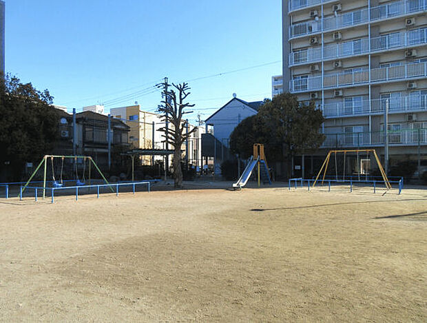 ながた公園(約238m)
