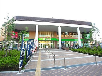 サミットストア横浜岡野店 554m
