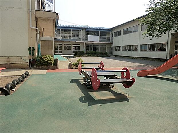 共愛館保育園（約486m）