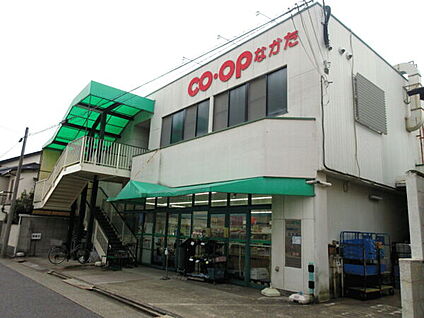 コープなかた 825m
