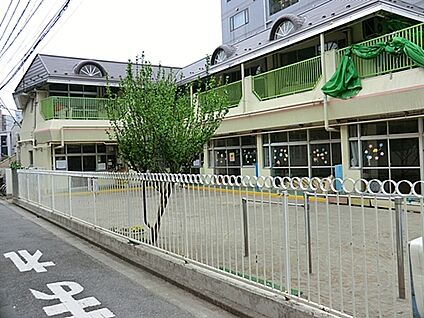 東池袋第二保育園 436m