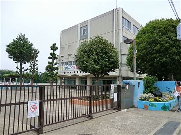 川崎市立宮崎小学校（約1,115m）