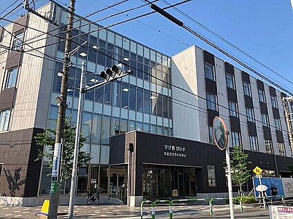 豊島区立千川中学校 837m