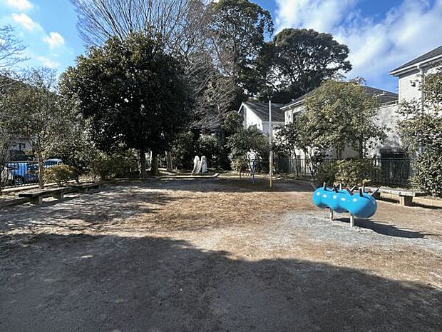 黒砂3丁目公園(約308m)
