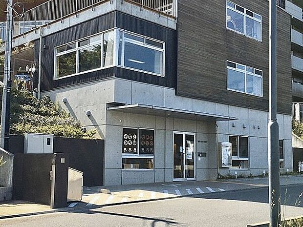 鶴見どろんこ保育園(約142m)