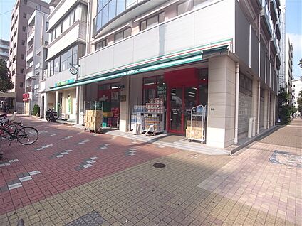 まいばすけっと江東東陽1丁目店 300m