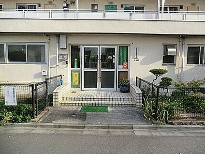 谷在家保育園 379m