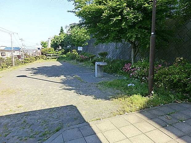 蒔田見晴らし公園(約1,509m)