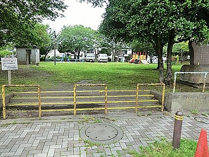 在家公園 828m