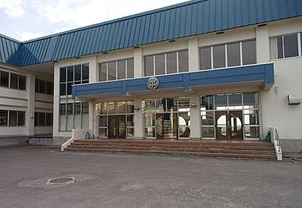 五所川原第３中学校 1,350～1,430ｍ(徒歩17～18分)