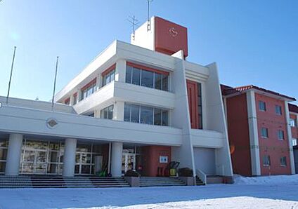 五所川原市立栄小学校 350m