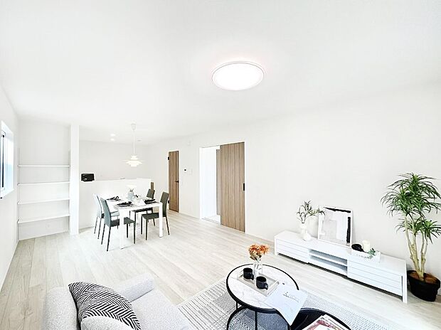 ◆1号棟◆~Living~ ここにはみんなが集い、食事と楽しい会話が始まる。話に夢中になりすぎて、ついつい時を忘れ夜半過ぎになってしまう。そんな束の間の幸せを感じさせてくれる場所でありたい。