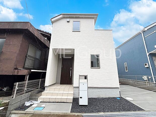 ~Exterior~ 首都圏で憧れのスローライフ♪緑に囲まれた土地は都会の喧騒を忘れられそう。四季を通じて自然と触れ合えるスポットが周辺には盛りだくさん!住みたくなる家。暮らしたい町。