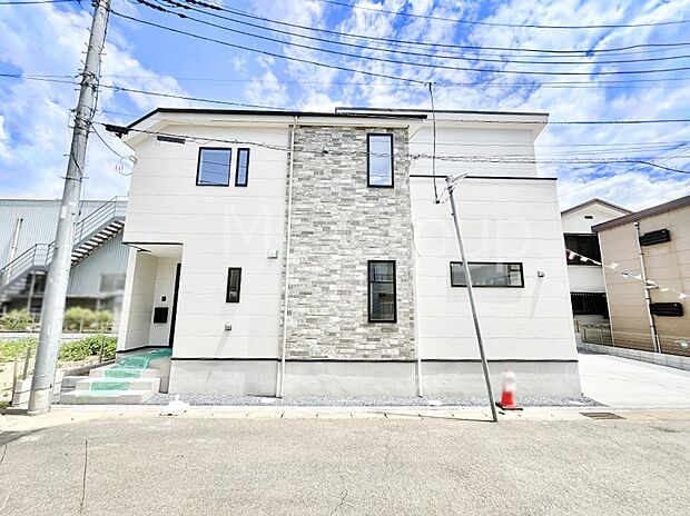 ～Exterior～　首都圏で憧れのスローライフ♪緑に囲まれた土地は都会の喧騒を忘れられそう。四季を通じて自然と触れ合えるスポットが周辺には盛りだくさん！住みたくなる家。暮らしたい町。