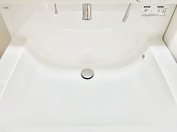 【その他設備(シャワー水栓)】ハンドシャワー付き!使いやすい洗面台。