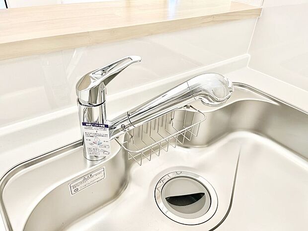 【その他設備(蛇口一体型浄水器)】◆1号棟◆いつでも清潔なおいしいお水を。一つの水栓で水道水と浄水を使い分け。