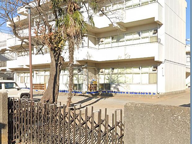 四街道市立大日小学校(約1,300m)