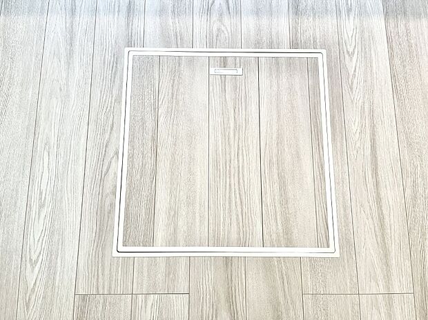 【その他設備(床下収納)】床下収納付き!日用品・非常用品の収納にも大活躍。