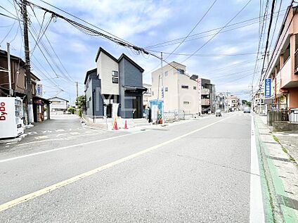 前面道路含む現地写真
