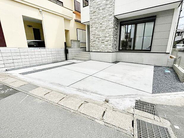 【駐車場】生活に欠かせない駐車スペース。