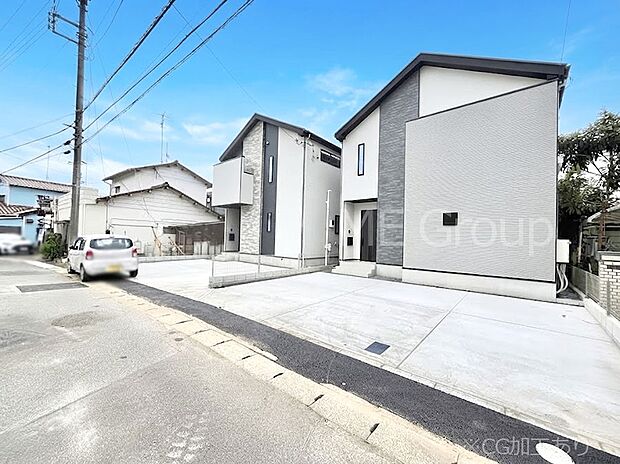 【前面道路含む現地写真】~Exterior~ 前面道路:北 4m 私道 前面道路は閑静な住宅地をはしる車通りの少ない道路。駐車の出し入れもらくらくです!ご不明点・現地見学のご希望は、お気軽にお問い合わせください!