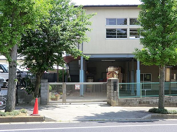 八照幼稚園(約385m)