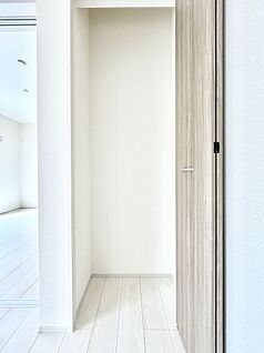 その他設備(リビング収納)