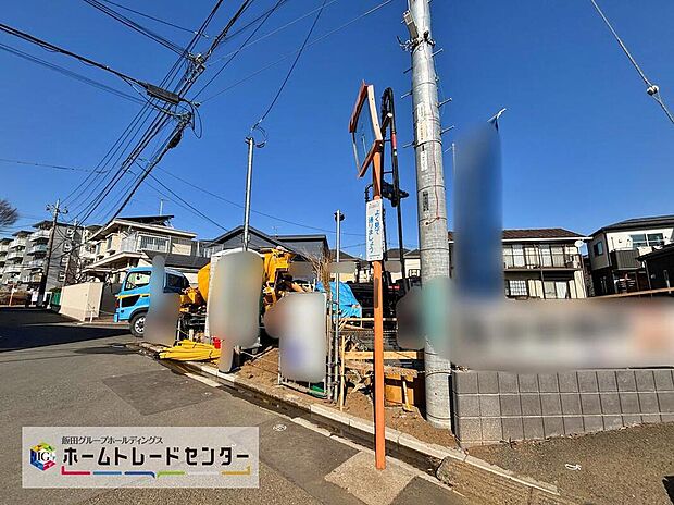 ☆日当たり良好なお住まい!
リビングの正面に設置した窓からは充分な陽射しを取り込み、明るい日常をお過ごし出来ます。