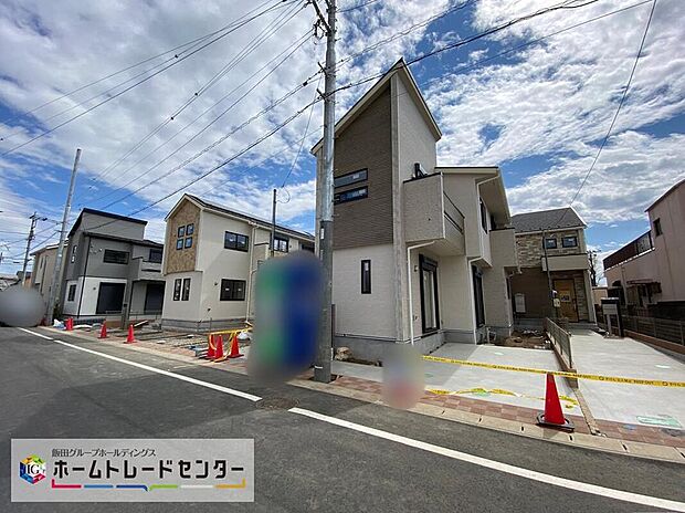 JR青梅線「羽村」駅まで徒歩21分・自転車で6分☆
全棟駐車スペースもございます！
「富士見公園」が近く、自然も感じられる住環境♪
平日・お仕事帰りなど、いつでもご案内可能です♪♪