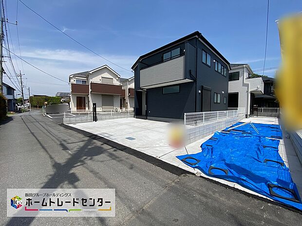 ☆JR青梅線「福生」駅徒歩11分♪
カースペースは2台分！来客時にも便利ですね◎通勤で車をお使いの方にも大変オススメです！
周辺は買い物施設や公園も近く、子育て世帯も住みやすい環境です☆