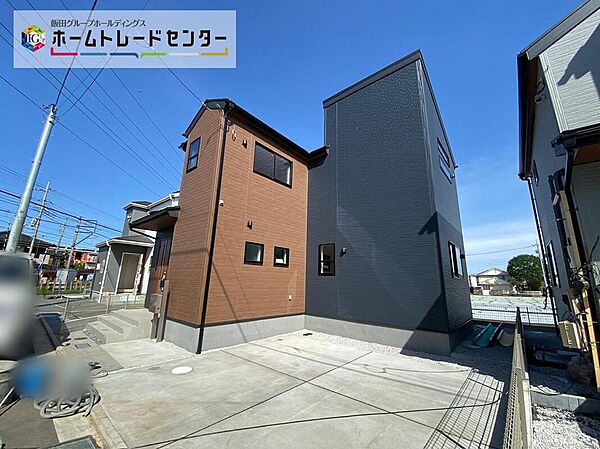 立川市・西砂町2丁目の物件のご紹介です♪
子育て世帯にもオススメな全15区画！
WICやファミリークローク、ひろびろとしたインナーバルコニー等、多彩な間取りが揃っています！