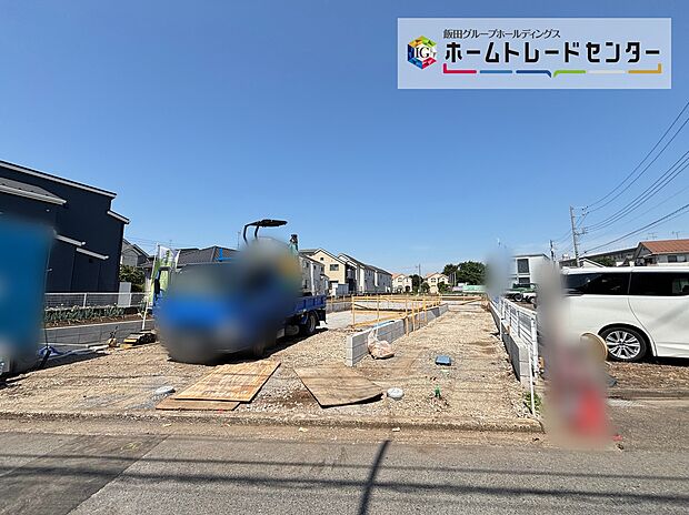☆街に溶け合う美しい景観を生みだしているにも関わらず、採光や風通しを考えて設計された間取り。近隣との視線を考え、街全体で調整される窓位置。外観だけでなく、そこに住まうご家族の心地よさを最優先しました。