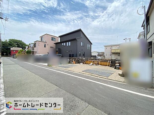 ☆教育施設が徒歩圏内で毎日の通学も安心◎スーパーは徒歩４分と近く、必要なものもすぐに買いに行ける距離です！広い公園もそばにあるので、お子様ものびのび過ごせそうですね♪